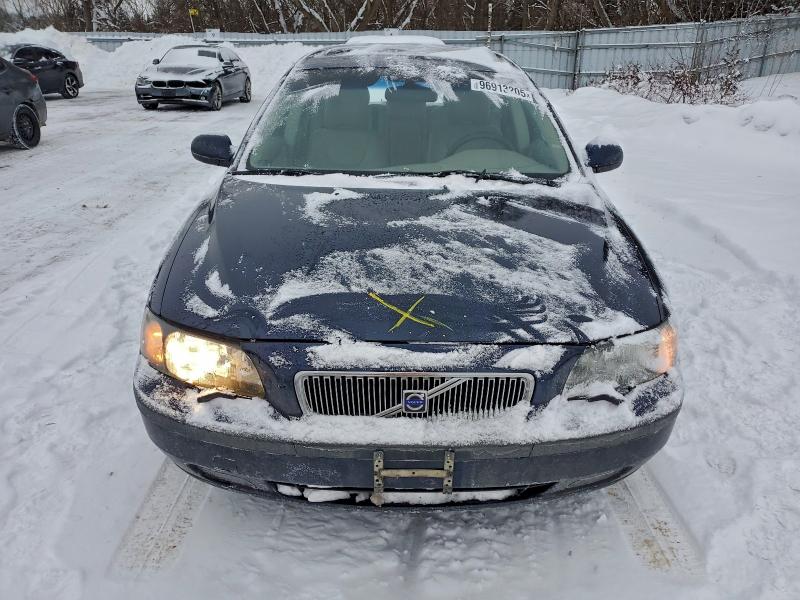 Photo 5 from auction – 2002 VOLVO V70 2.4T with VIN YV1SW58D422247728