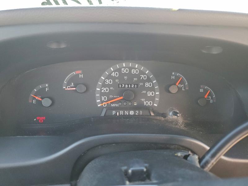 Photo 9 from auction – 1999 FORD ECONOLINE with VIN 1FBSS31L6XHA91319