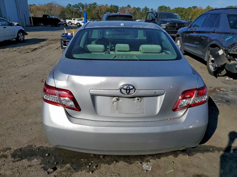 Photo 6 from auction – 2011 TOYOTA CAMRY BASE with VIN 4T1BF3EKXBU618906