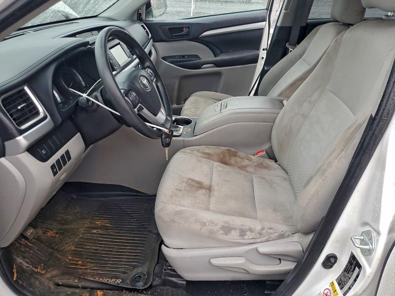 Photo 7 from auction – 2019 TOYOTA HIGHLANDER with VIN 5TDZZRFH5KS359648