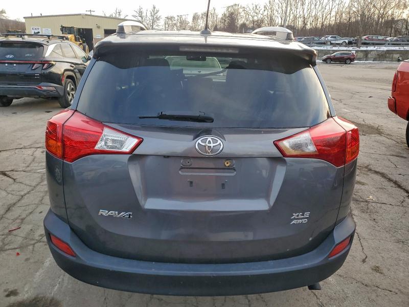 Photo 6 from auction – 2014 TOYOTA RAV4 XLE with VIN JTMRFREV2ED049117