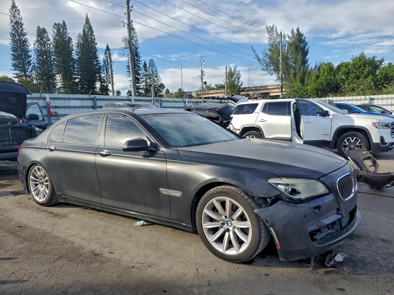 Photo 4 from auction – 2015 BMW 750 LI with VIN WBAYE8C55FD782076