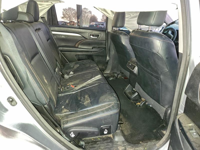 Zdjęcie 11 z aukcji – 2015 TOYOTA HIGHLANDER z VIN 5TDKKRFH8FS101426