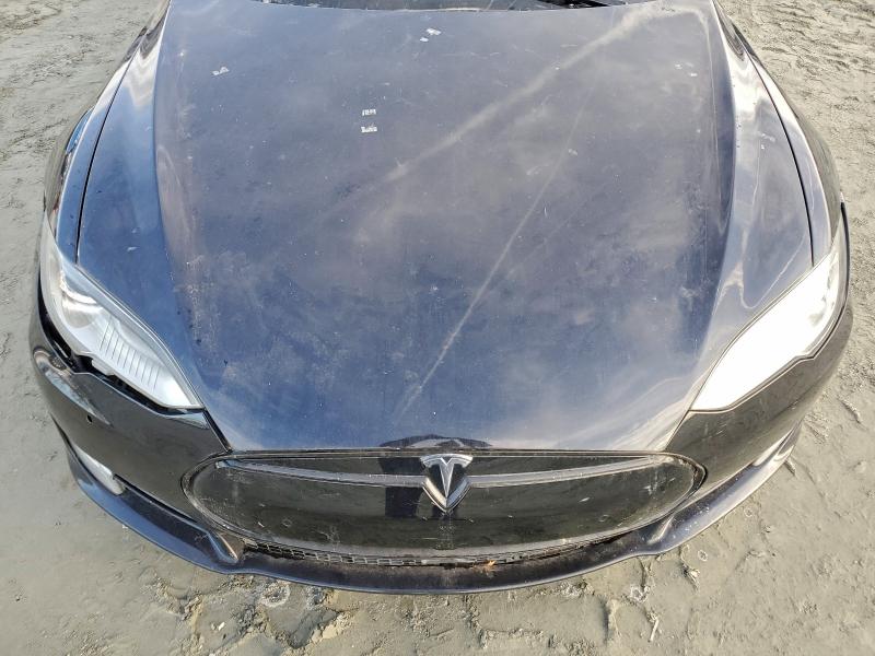 Photo 11 from auction – 2015 TESLA MODEL S with VIN 5YJSA1E44FF110972