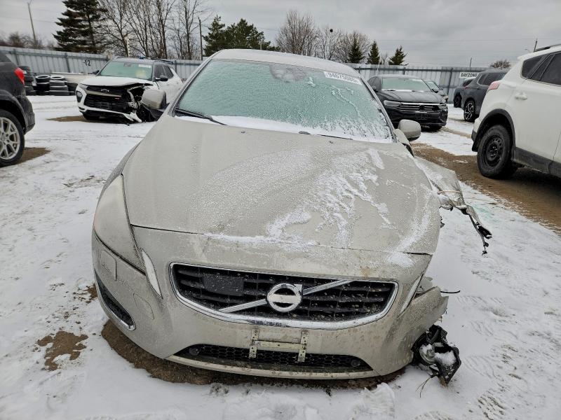 Photo 5 from auction – 2012 VOLVO S60 T5 with VIN YV1622FSXC2135613