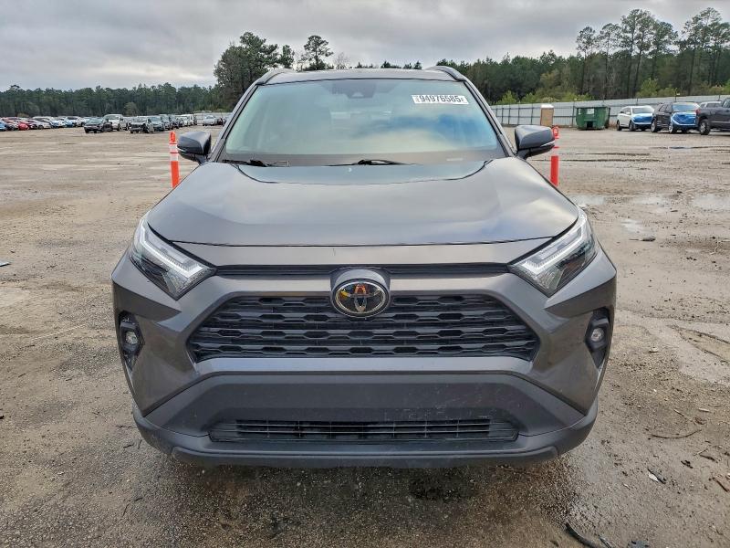 Photo 5 from auction – 2023 TOYOTA RAV4 XLE P with VIN 2T3A1RFV2PC381219