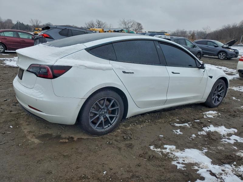 Photo 3 from auction – 2021 TESLA MODEL 3 with VIN 5YJ3E1EA2MF919799