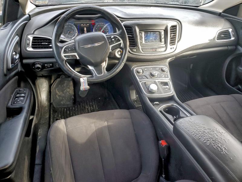 Photo 8 from auction – 2015 CHRYSLER 200 with VIN 1C3CCCABXFN658057