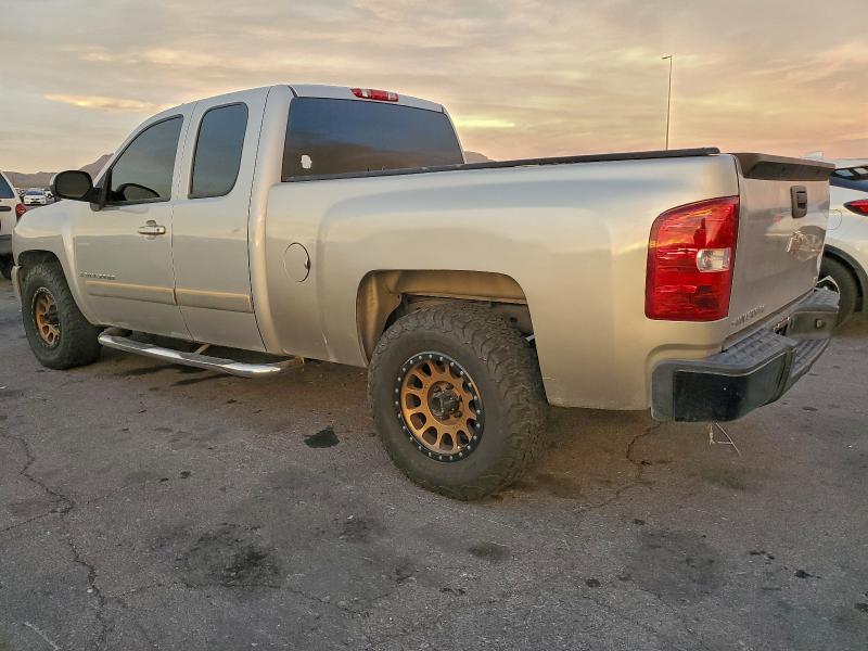 Photo 2 from auction – 2008 CHEVROLET SILVERADO with VIN 2GCEK19J481180617