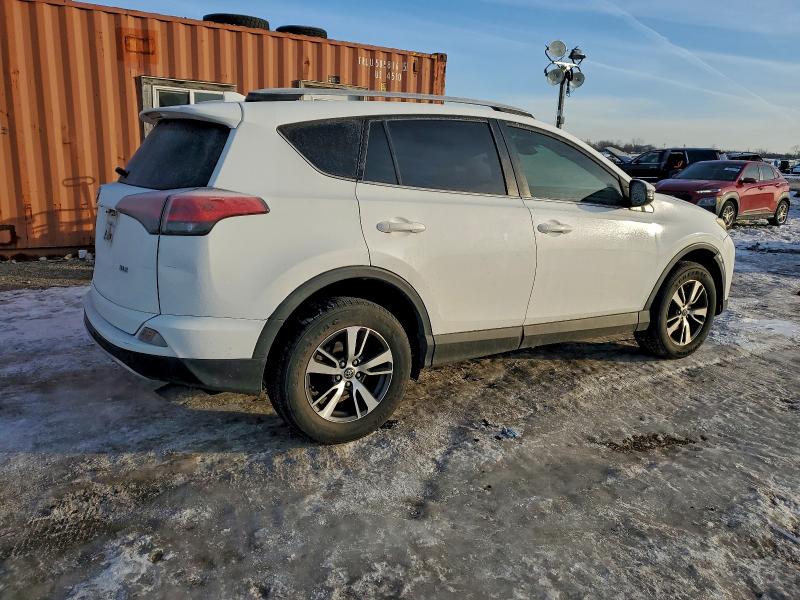 Photo 3 from auction – 2018 TOYOTA RAV4 ADVEN with VIN JTMWFREV9JJ200078