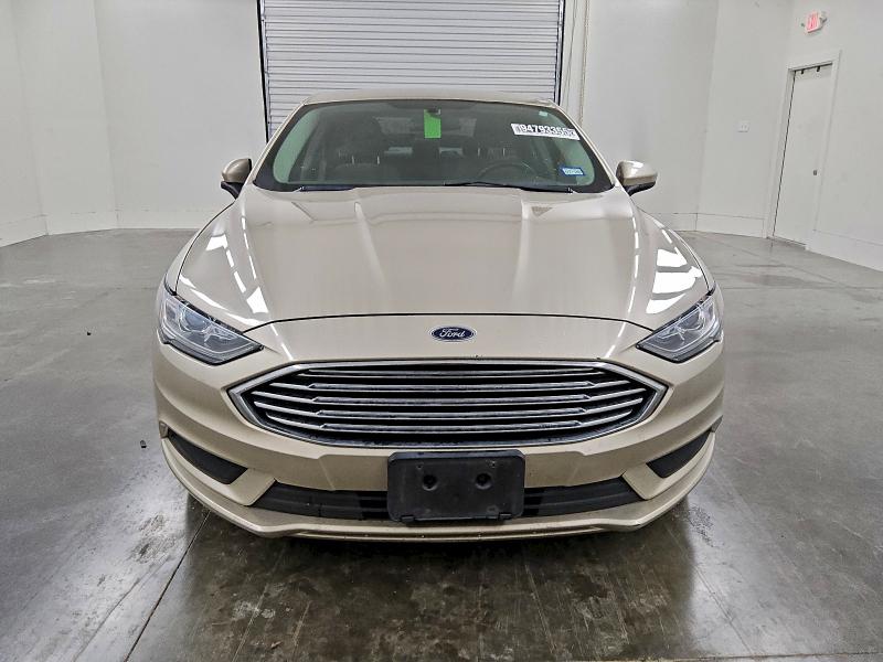 Photo 5 from auction – 2017 FORD FUSION SE with VIN 3FA6P0HD8HR367002