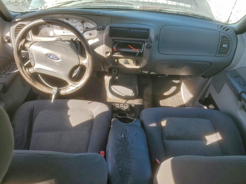 Photo 8 from auction – 2003 FORD EXPLORER S with VIN 1FMZU67E13UA18595