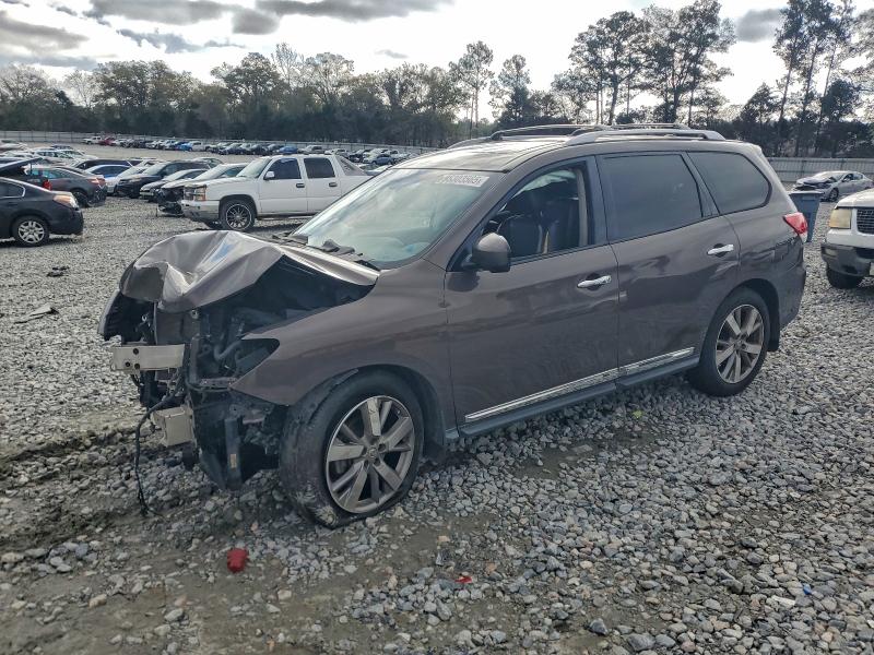 NISSAN PATHFINDER 2016 with VIN 5N1AR2MMXGC603285 - Photo from auction