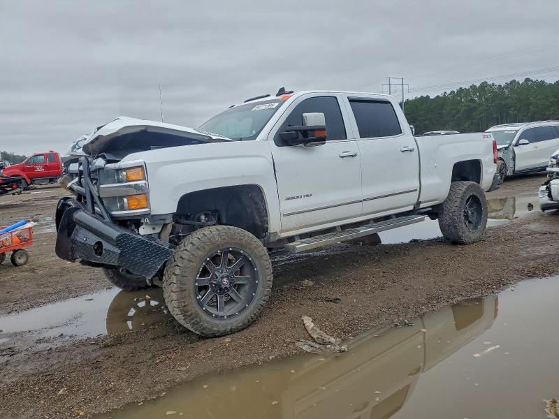 Photo 1 from auction – 2017 CHEVROLET SILVERADO with VIN 1GC4K0CYXHF151661