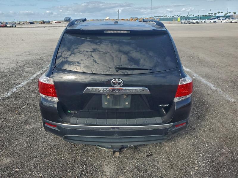 Photo 6 from auction – 2012 TOYOTA HIGHLANDER with VIN 5TDBK3EH1CS138473