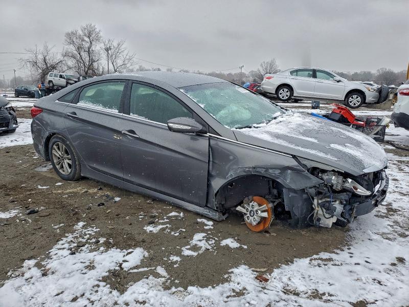 Photo 4 from auction – 2014 HYUNDAI SONATA with VIN 5NPEB4AC8EH878429