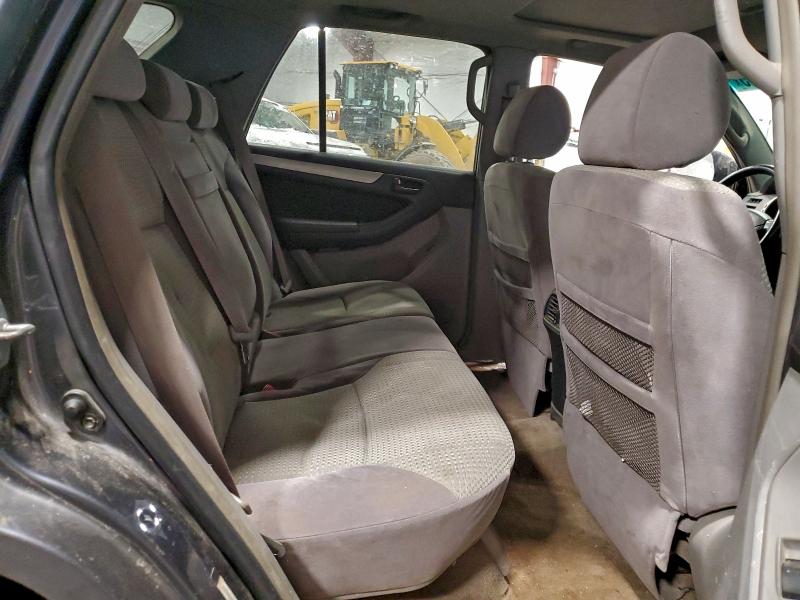 Photo 11 from auction – 2005 TOYOTA 4RUNNER SR with VIN JTEBU14R658039627