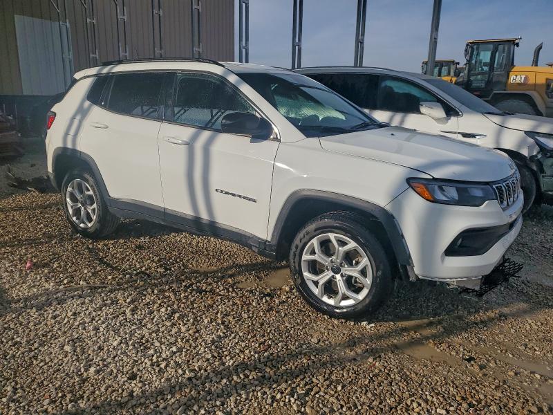Photo 4 from auction – 2025 JEEP COMPASS LA with VIN 3C4NJDBN4ST521442
