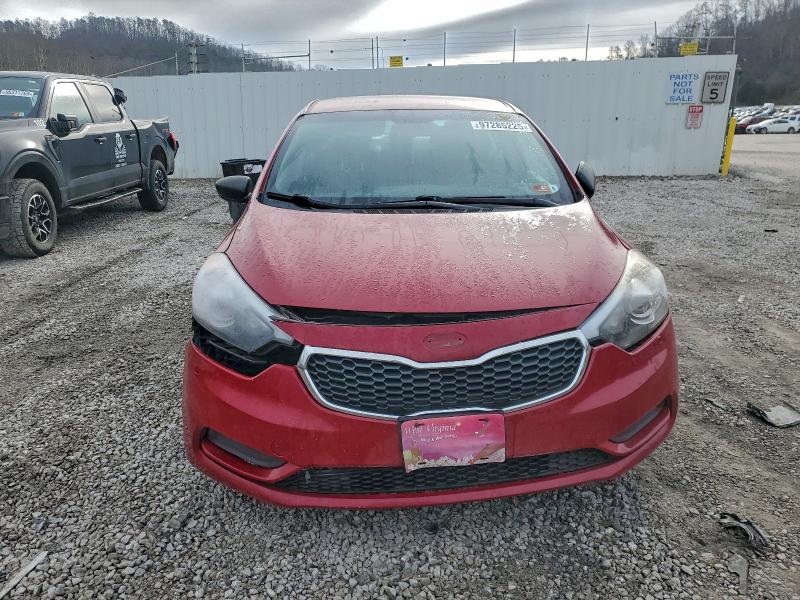 Photo 5 from auction – 2016 KIA FORTE LX with VIN KNAFK4A65G5610842
