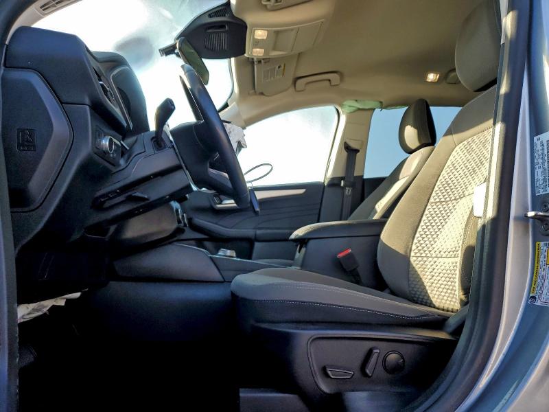 Photo 7 from auction – 2021 FORD ESCAPE with VIN 1FMCU9G67MUB23689