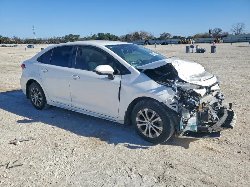 Photo 4 from auction – 2021 TOYOTA COROLLA LE with VIN JTDEAMDE7MJ005602
