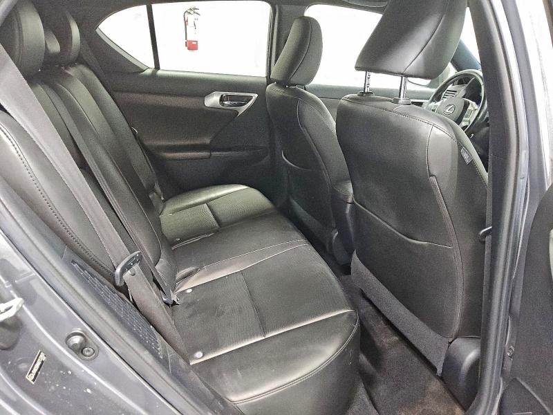 Photo 11 from auction – 2013 LEXUS CT 200 with VIN JTHKD5BH6D2132833