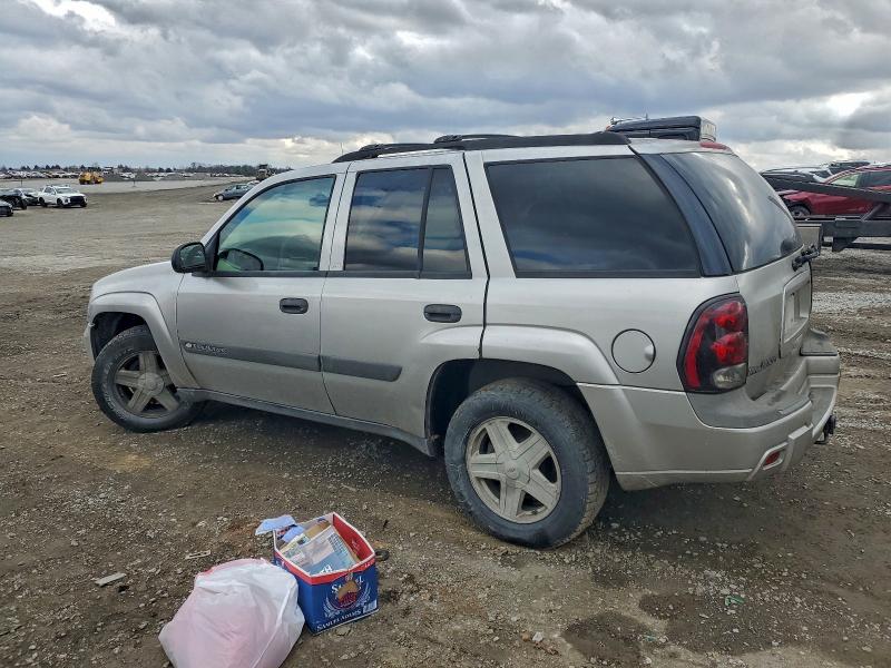 Photo 2 from auction – 2004 CHEVROLET TRAILBLAZE with VIN 1GNDT13S942134194
