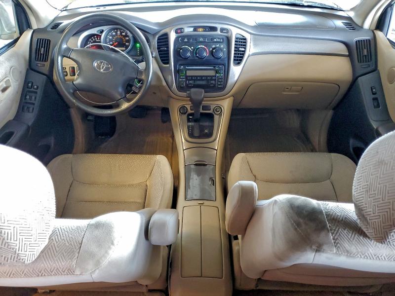 Photo 8 from auction – 2002 TOYOTA HIGHLANDER with VIN JTEGD21AX20044902