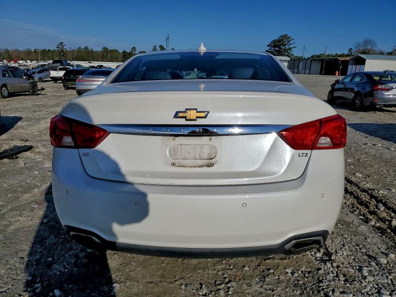 Photo 6 from auction – 2015 CHEVROLET IMPALA LTZ with VIN 1G1165S37FU141844
