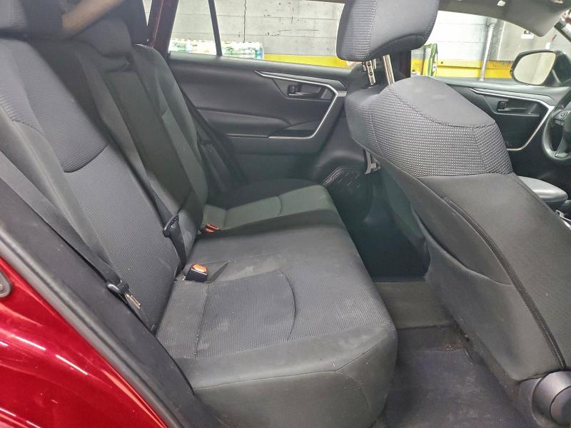Photo 11 from auction – 2020 TOYOTA RAV4 LE with VIN 2T3F1RFV5LC062686