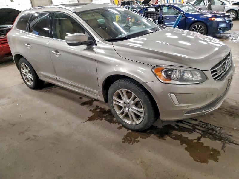 Photo 4 from auction – 2015 VOLVO XC60 T5 PR with VIN YV440MDK9F2734988