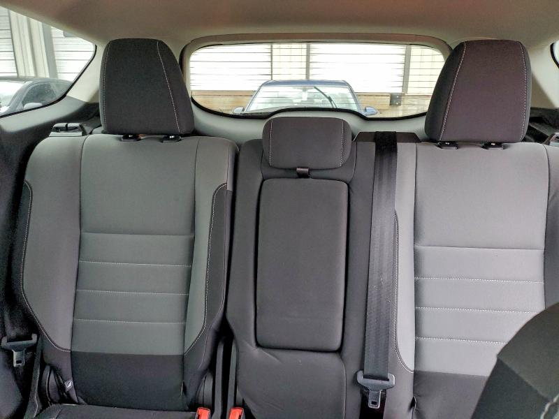 Photo 10 from auction – 2016 FORD ESCAPE SE with VIN 1FMCU9GX0GUB50472