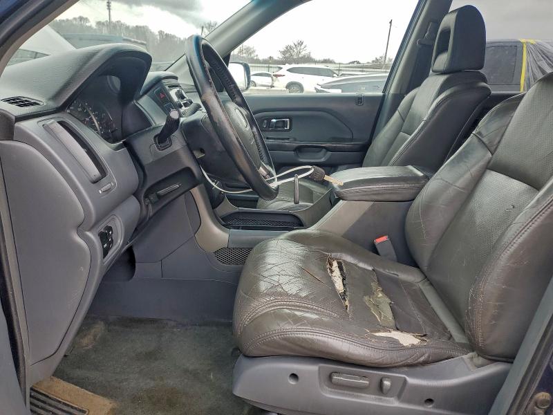 Photo 7 from auction – 2004 HONDA PILOT EXL with VIN 2HKYF18584H529499