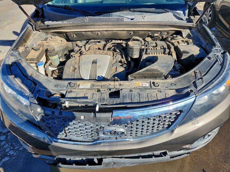 Photo 12 from auction – 2013 KIA SORENTO with VIN 5XYKUDA2XDG412110