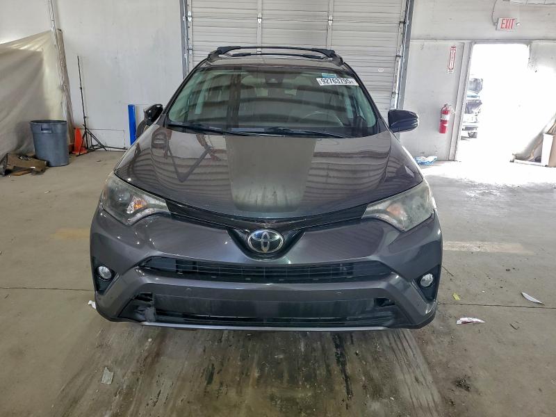 Photo 5 from auction – 2018 TOYOTA RAV4 ADVEN with VIN 2T3RFREV1JW834936