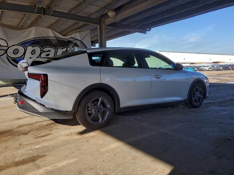 Photo 3 from auction – 2025 KIA K4 LX with VIN 3KPFT4DE4SE080783