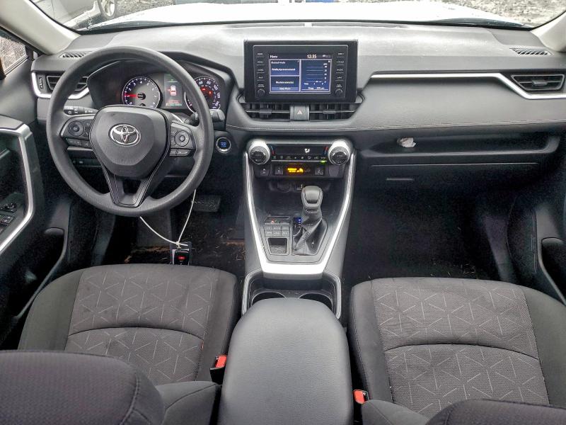 Photo 8 from auction – 2019 TOYOTA RAV4 XLE with VIN JTMP1RFV5KD034904