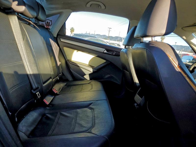 Photo 10 from auction – 2014 VOLKSWAGEN PASSAT with VIN 1VWAP7A38EC020565