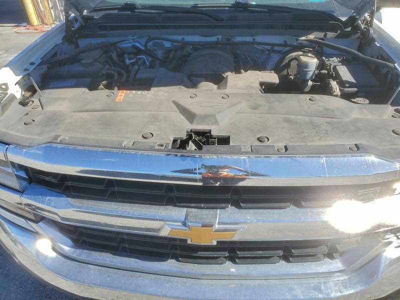 Photo 11 from auction – 2018 CHEVROLET SILVERADO with VIN 3GCUKREC1JG371927