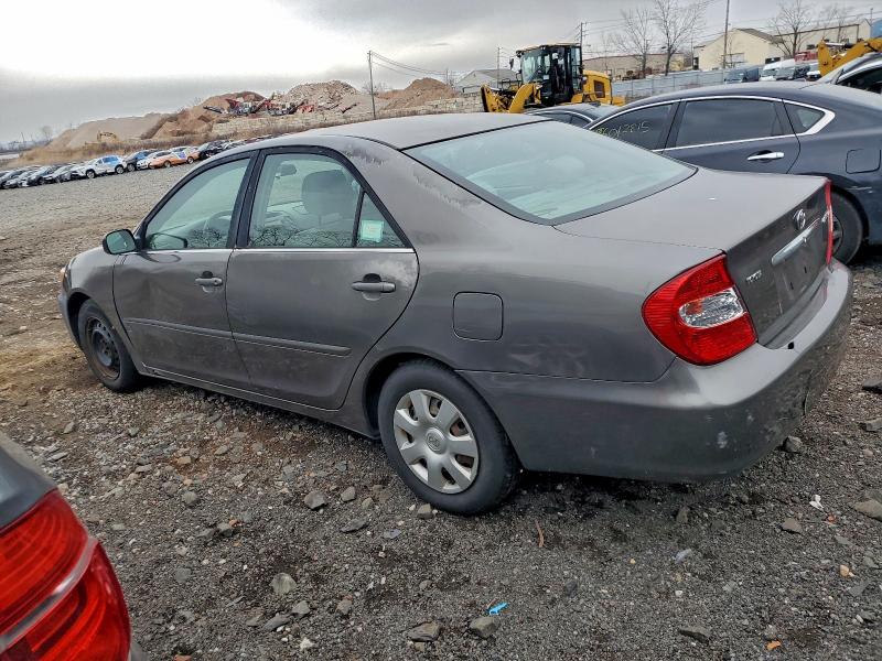 Photo 2 from auction – 2003 TOYOTA CAMRY with VIN 4T1BE32K33U751841