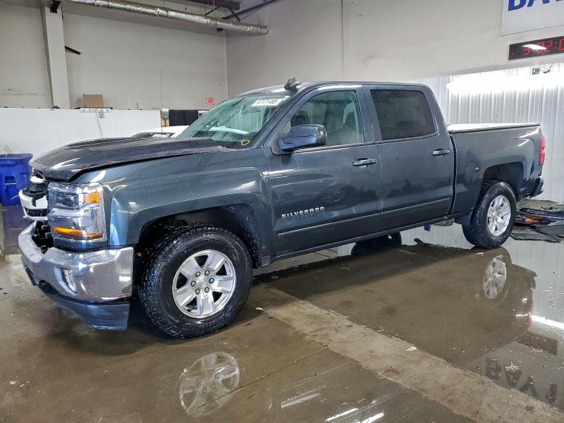 CHEVROLET SILVERADO 2017 with VIN 3GCUKREC9HG482395 - Photo from auction