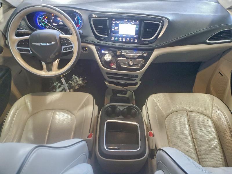 Photo 8 from auction – 2018 CHRYSLER PACIFICA H with VIN 2C4RC1N71JR144884