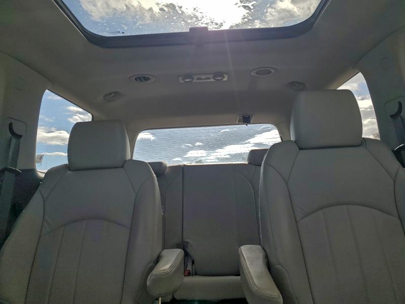 Photo 10 from auction – 2011 GMC ACADIA SLT with VIN 1GKKRSED6BJ250916
