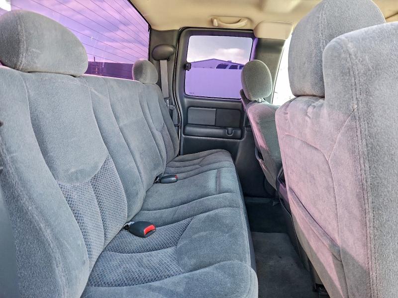 Photo 10 from auction – 2003 CHEVROLET SILVERADO with VIN 2GCEC19T231125509