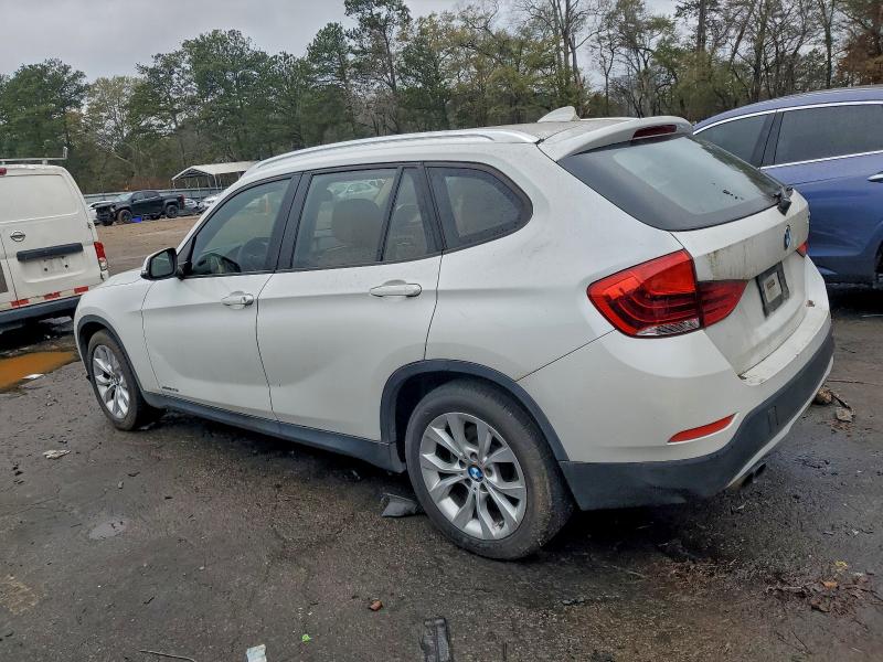 Photo 2 from auction – 2013 BMW X1 XDRIVE2 with VIN WBAVL1C54DVR85466