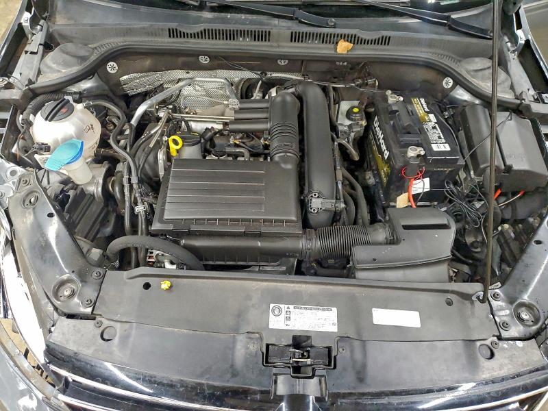 Photo 11 from auction – 2017 VOLKSWAGEN JETTA S with VIN 3VW2B7AJ0HM292399
