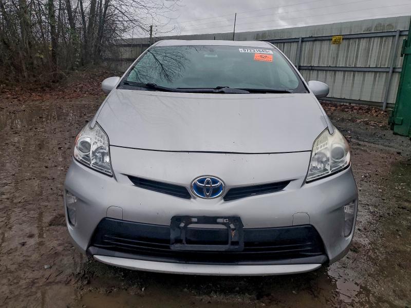 Photo 5 from auction – 2012 TOYOTA PRIUS with VIN JTDKN3DU3C1590654