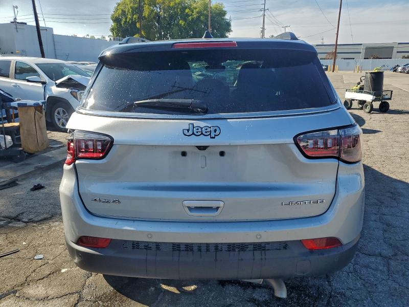 Zdjęcie 6 z aukcji – 2025 JEEP COMPASS LI z VIN 3C4NJDCN4ST507040