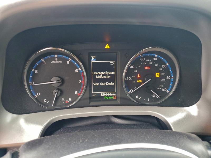 Photo 9 from auction – 2018 TOYOTA RAV4 LIMIT with VIN 2T3DFREV9JW768288