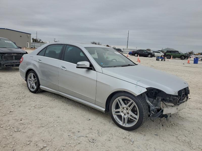 Photo 4 from auction – 2011 MERCEDES-BENZ E 350 4MAT with VIN WDDHF8HB6BA367672